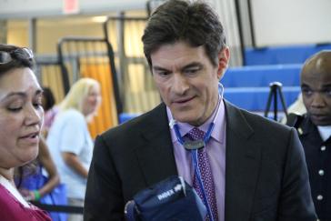 Mehmet Oz, the Daytime Emmy Award-winning host of the nationally syndicated "The Dr. Oz Show," visited Baylor's Diabetes Health and Wellness Institute for a free health screening event to promote his campaign, "Know Your Five: The Lifesaving Numbers You Need to Know."