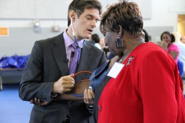 Mehmet Oz, the Daytime Emmy Award-winning host of the nationally syndicated "The Dr. Oz Show," visited Baylor's Diabetes Health and Wellness Institute for a free health screening event to promote his campaign, "Know Your Five: The Lifesaving Numbers You Need to Know."
