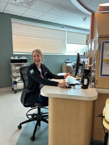 “Being a teen mom myself, I decided that I wanted to do mother and baby 
care. When I did my rotation in the NICU, I fell in love with the tiny babies. 
From that day that I spent here as a nursing student and on, I knew this is 
where I belonged.”
Candice (NICU RN), Baylor Scott & White Medical Center - Hillcrest